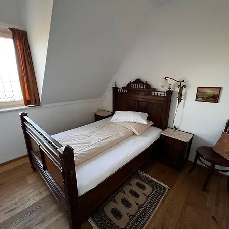 Holland Oda ve Kahvaltı